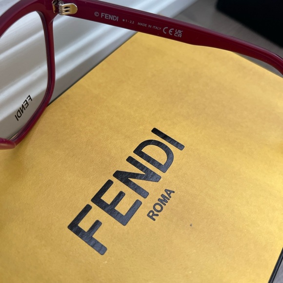 ***SOLD***Fendi glasses - Picture 4 of 5